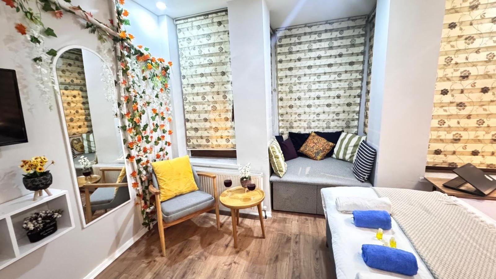Taksim Camellia Suit Estambul Exterior foto